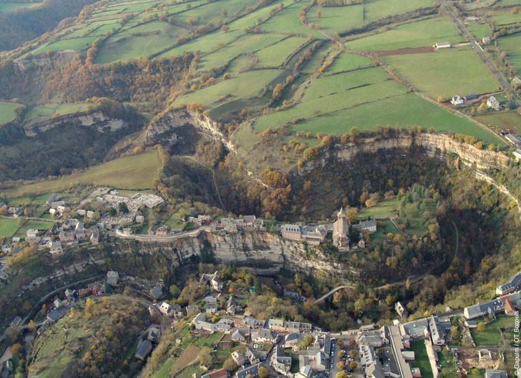 Ferienwohnung La Palatine Chambre Chez L Habitant A 20 Mn De Rodez Calmont  Exterior foto